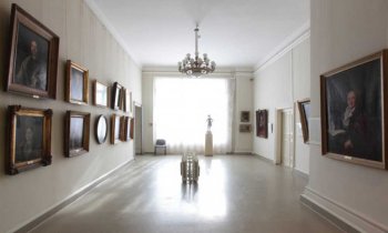 Экспозиции русского искусства и иконописи временно закрываются